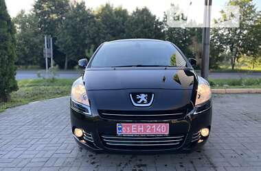 Мікровен Peugeot 5008 2011 в Дубні