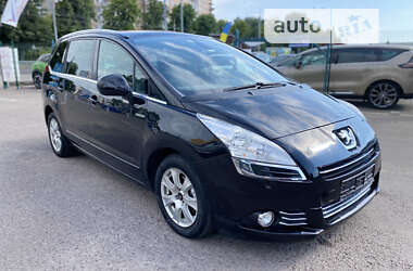 Микровэн Peugeot 5008 2011 в Ровно