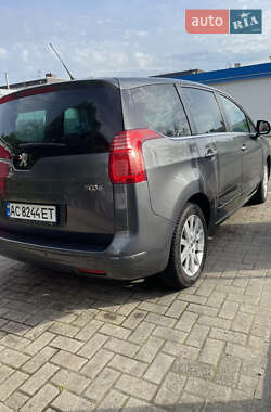 Мікровен Peugeot 5008 2011 в 