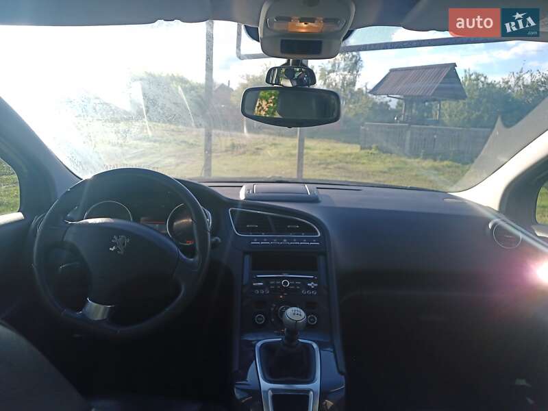 Микровэн Peugeot 5008 2009 в Сумах