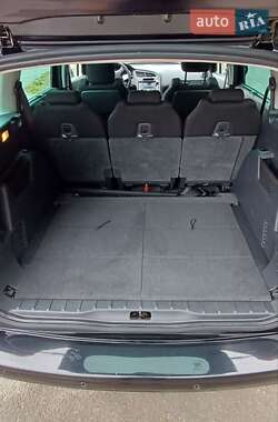 Микровэн Peugeot 5008 2011 в 