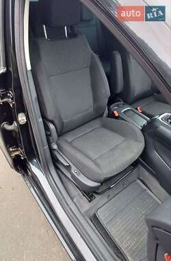 Микровэн Peugeot 5008 2011 в 