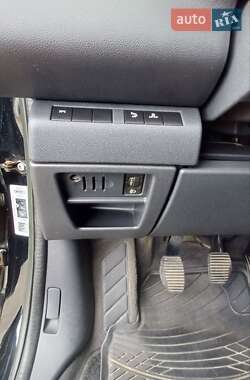 Микровэн Peugeot 5008 2011 в 