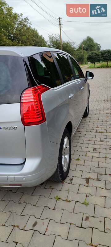 Мікровен Peugeot 5008 2013 в Самборі