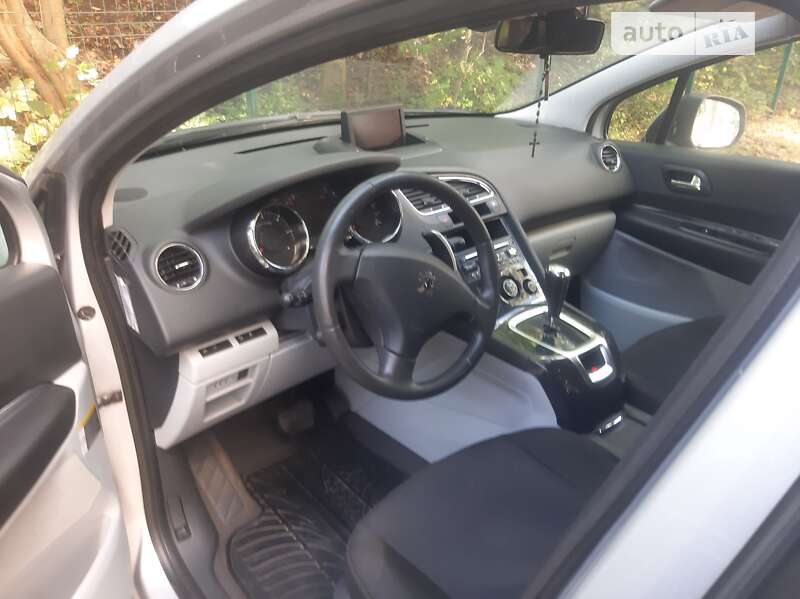 Микровэн Peugeot 5008 2013 в Ивано-Франковске фото 11 Микровэн Peugeot 5008 2013 в Ивано-Франковске