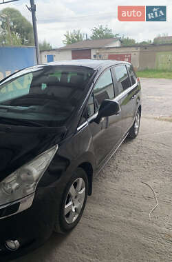 Мікровен Peugeot 5008 2011 в Шепетівці