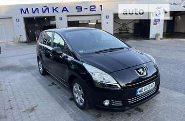 Микровэн Peugeot 5008 2010 в Днепре