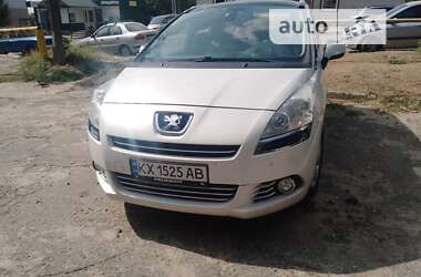 Микровэн Peugeot 5008 2010 в Харькове