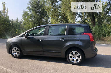 Микровэн Peugeot 5008 2009 в Звенигородке