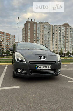 Мікровен Peugeot 5008 2010 в Бучі