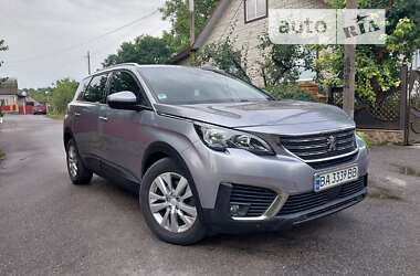 Внедорожник / Кроссовер Peugeot 5008 2017 в Новоархангельске