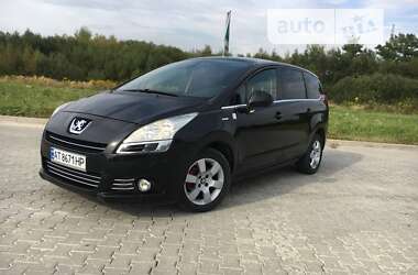 Мікровен Peugeot 5008 2010 в Коломиї