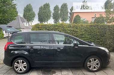 Мікровен Peugeot 5008 2011 в Охтирці