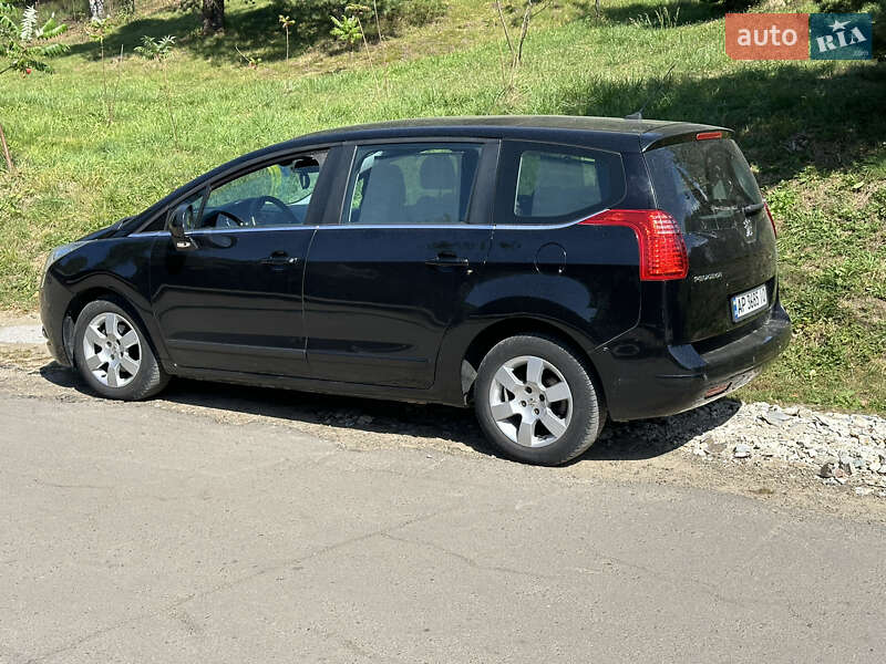 Мікровен Peugeot 5008 2012 в Трускавці