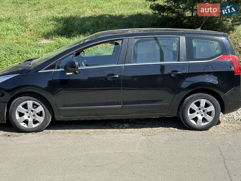 Мікровен Peugeot 5008 2012 в Трускавці