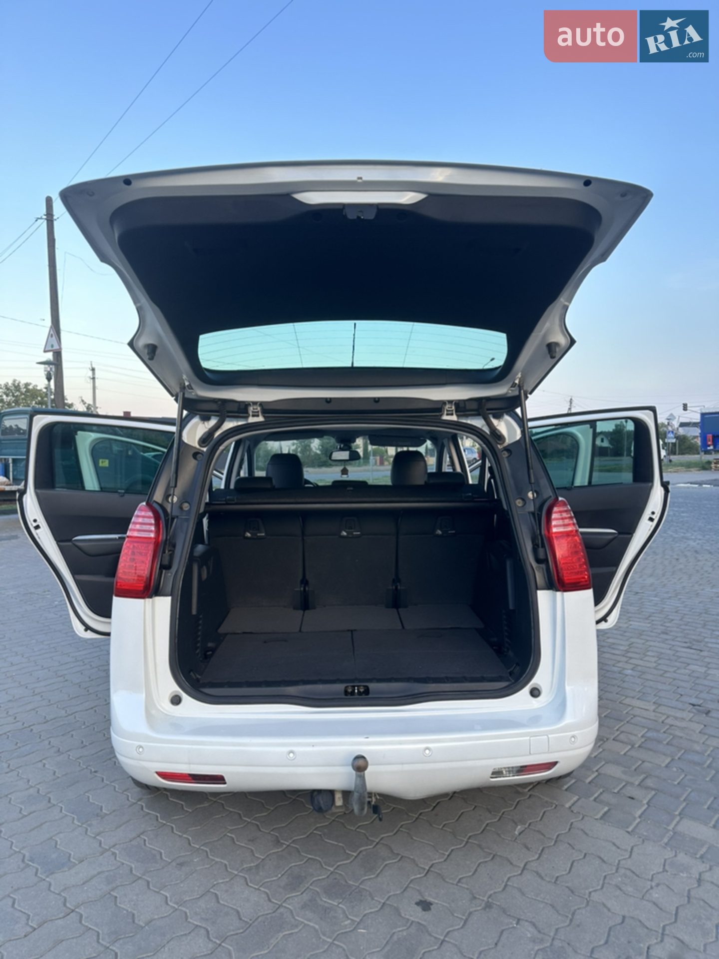 2015 Peugeot 5008 - мініатюра 18