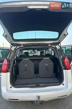Микровэн Peugeot 5008 2015 в Ковеле
