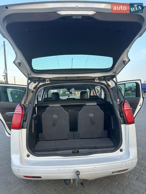 Микровэн Peugeot 5008 2015 в Луцке