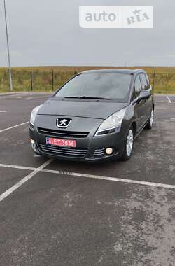 Микровэн Peugeot 5008 2011 в Ровно