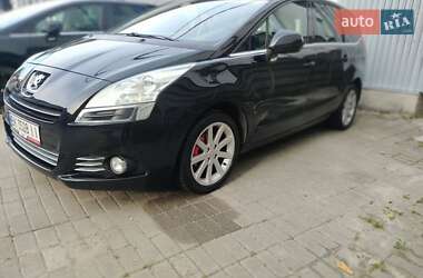 Мікровен Peugeot 5008 2012 в Рівному