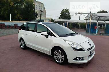 Микровэн Peugeot 5008 2012 в Ровно