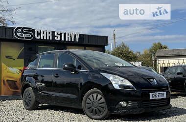 Мікровен Peugeot 5008 2012 в Стрию