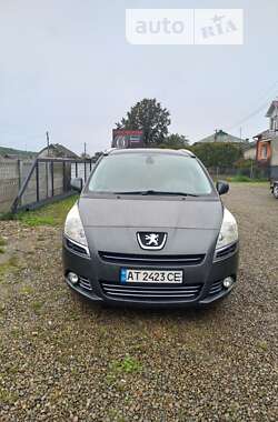 Микровэн Peugeot 5008 2012 в Ивано-Франковске