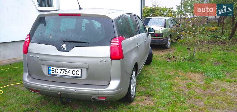 Мінівен Peugeot 5008 2010 в Яворові