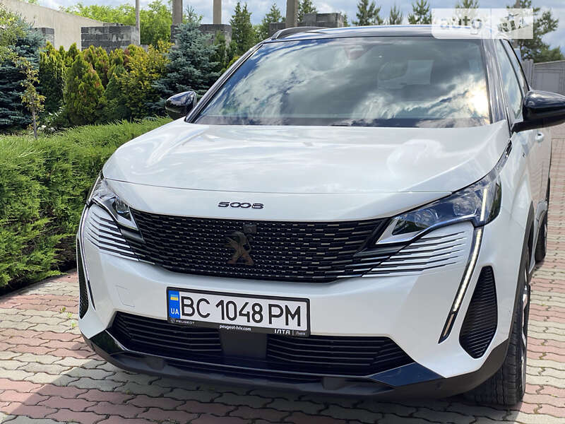 Внедорожник / Кроссовер Peugeot 5008 2022 в Ивано-Франковске