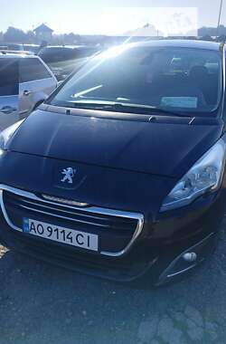 Микровэн Peugeot 5008 2014 в Виннице