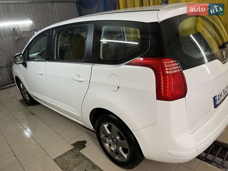 Мікровен Peugeot 5008 2016 в Житомирі