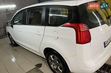 Микровэн Peugeot 5008 2016 в 