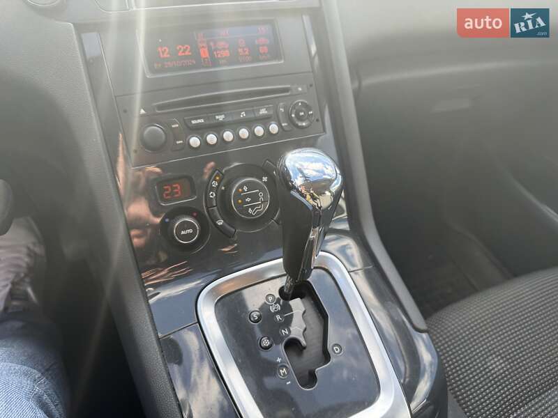 Мікровен Peugeot 5008 2016 в Житомирі