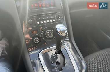 Микровэн Peugeot 5008 2016 в 