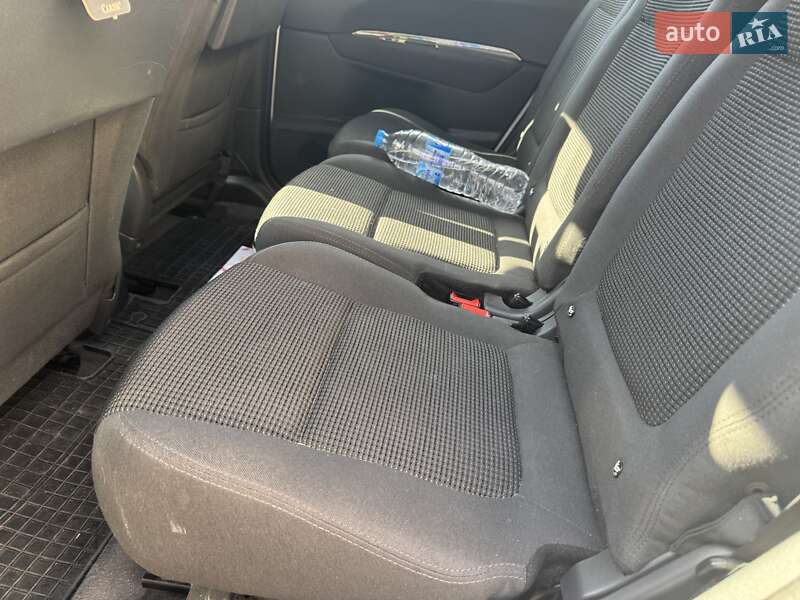 Мікровен Peugeot 5008 2016 в Житомирі