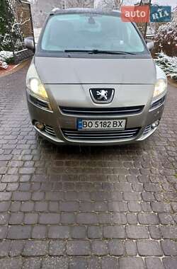 Мікровен Peugeot 5008 2010 в Збаражі