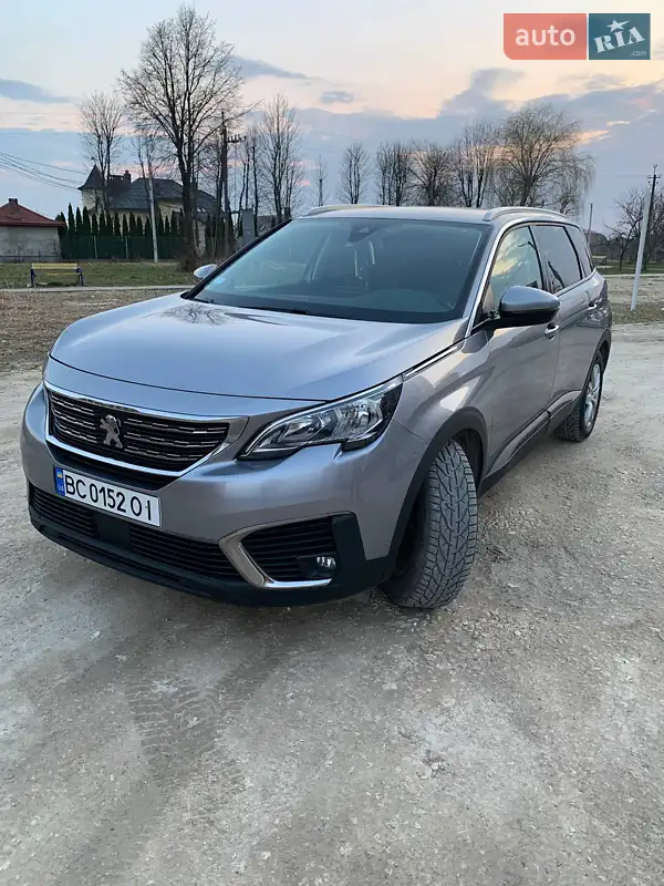 Peugeot 5008