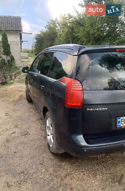 Микровэн Peugeot 5008 2013 в Волочиске