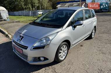 Микровэн Peugeot 5008 2011 в Калуше