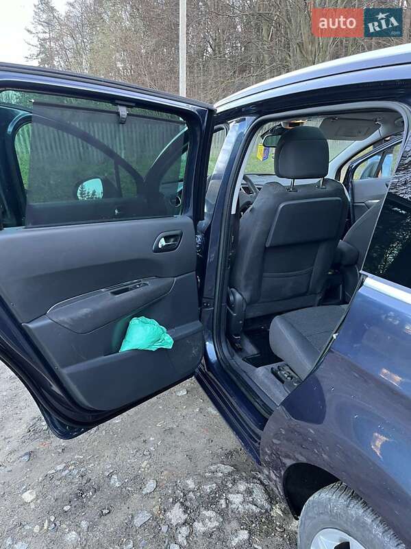 Мікровен Peugeot 5008 2013 в Перемишлянах