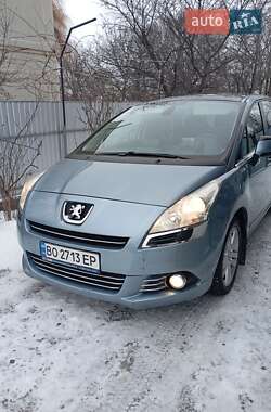 Мікровен Peugeot 5008 2010 в Тернополі