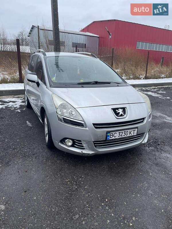 Peugeot 5008 2010