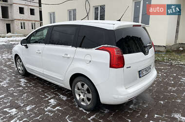 Микровэн Peugeot 5008 2015 в Львове