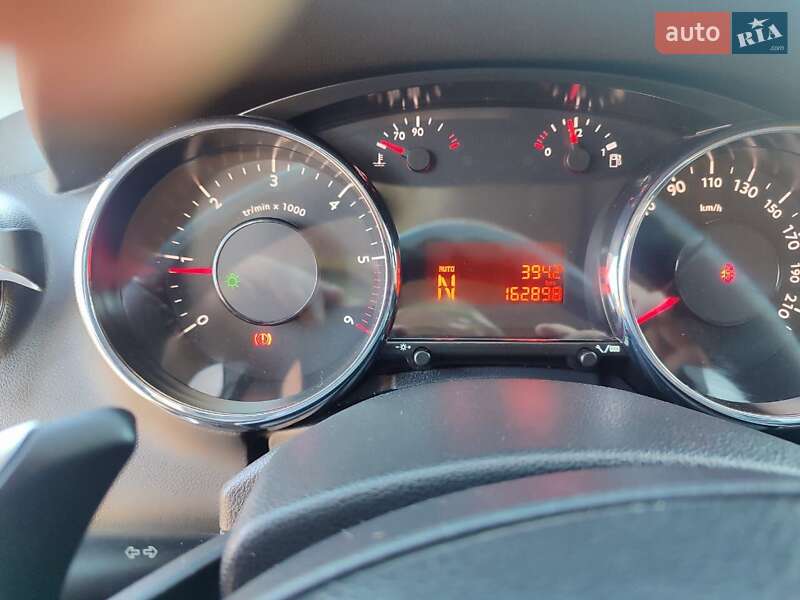 Мікровен Peugeot 5008 2013 в Чемерівцях