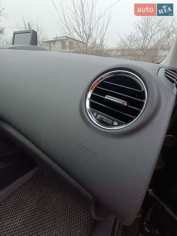 Мікровен Peugeot 5008 2013 в Харкові