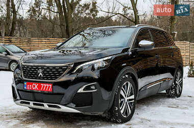 Внедорожник / Кроссовер Peugeot 5008 2017 в Бродах