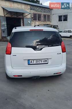 Микровэн Peugeot 5008 2016 в 