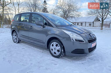 Микровэн Peugeot 5008 2011 в Бурштыне