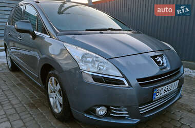 Микровэн Peugeot 5008 2011 в Львове