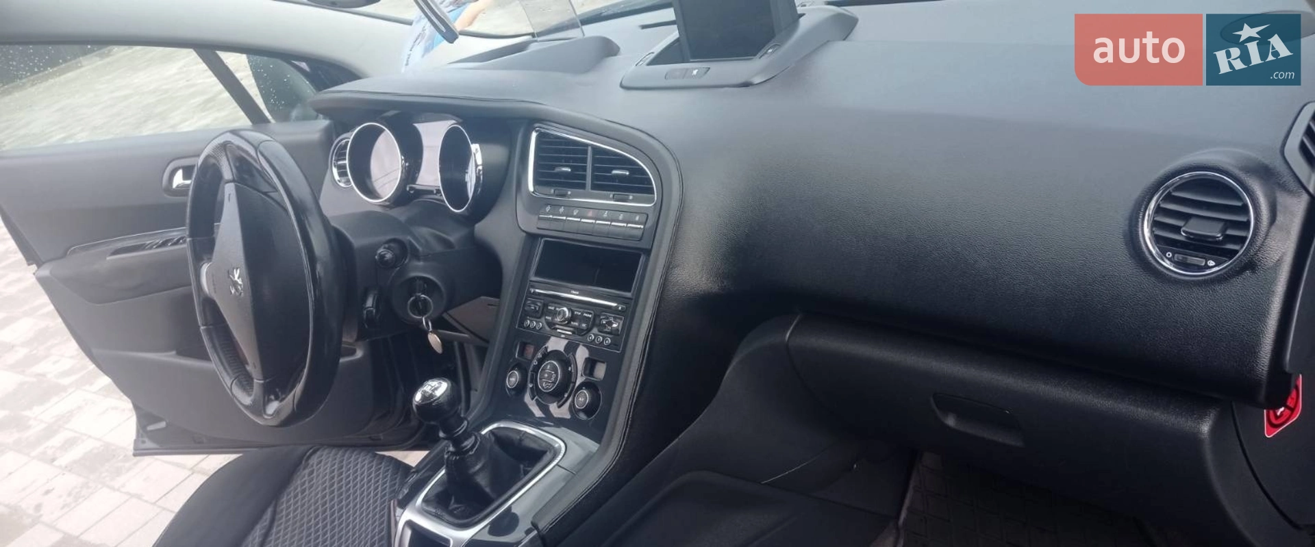 2011 Peugeot 5008 - мініатюра 9